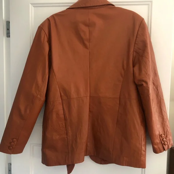 Women’s Vintage Genuine Leather Jacket - Picture 4 of 8